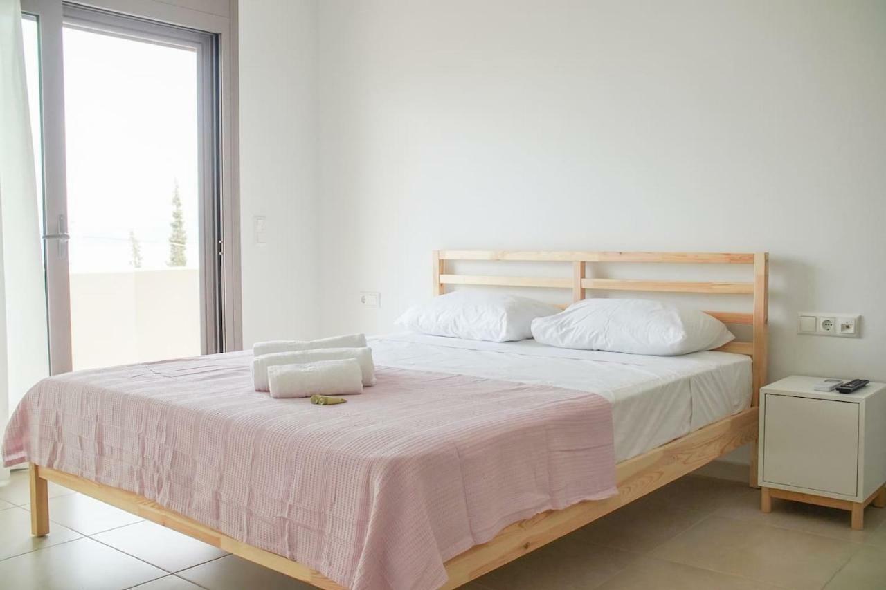 Legno Bianco Villa สตาลิดา ภายนอก รูปภาพ